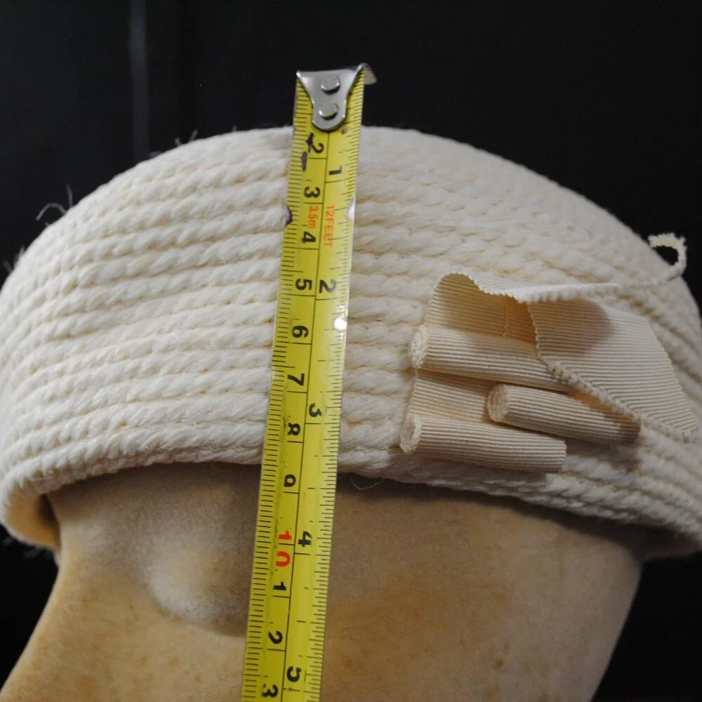 Vintage 1950s-60s Everitt Original Woven Knit Pillbox Hat with Ribbon Accent